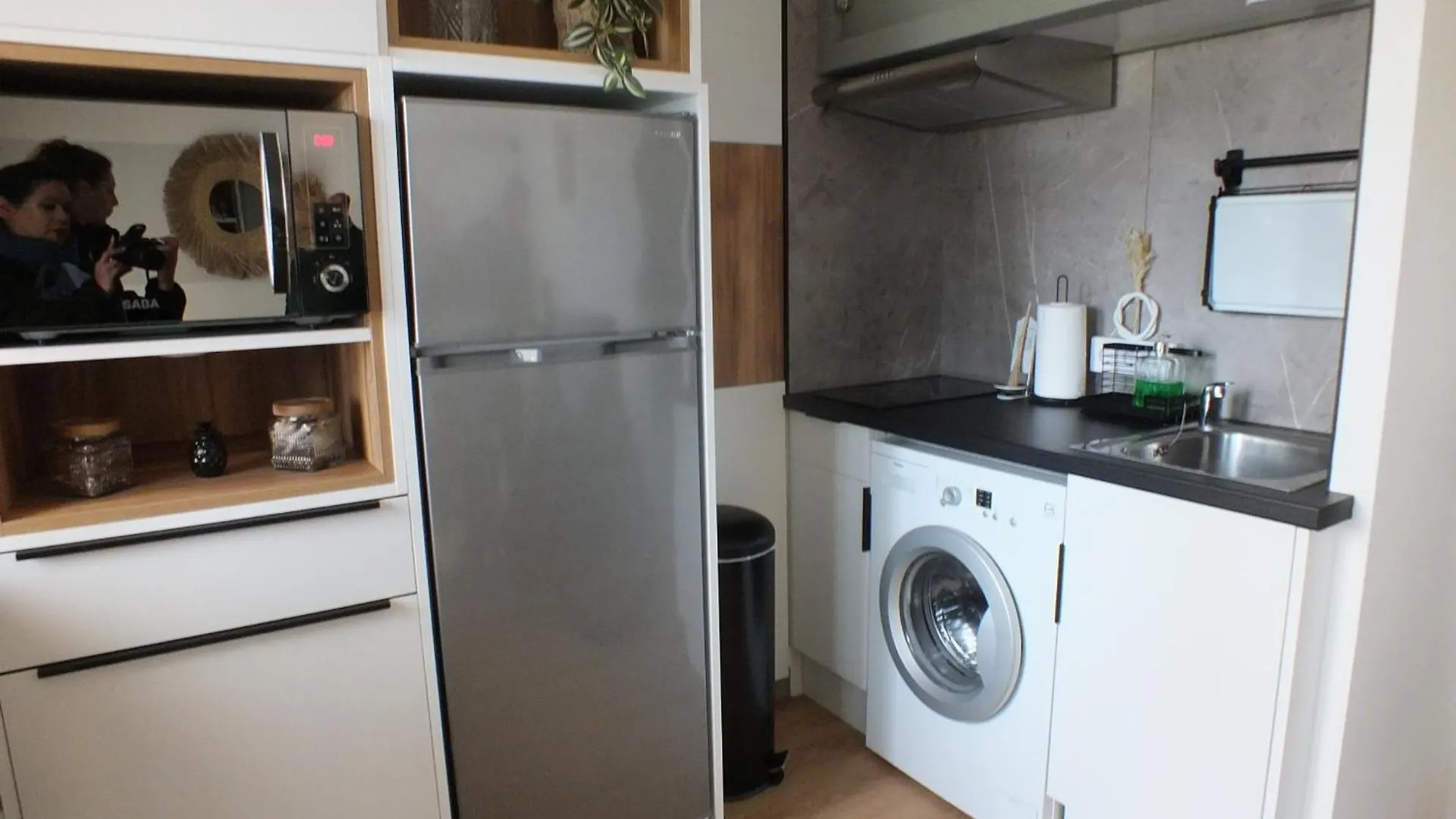 Apartamento Cerca De La Playa Con Terraza Y Aparcamiento Privado - Es-204-75 Roses Apartment